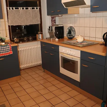 Ruhiges August-kutterer-str 25